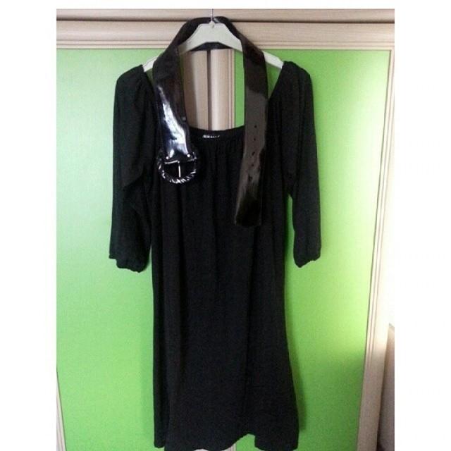 Sıfır Adil Işık elbise M L uyumlu kemer dahil 25 tl :) #ikinciel #ikincielbutik #butik #ikincielurun #bayangiyim #sifirurun